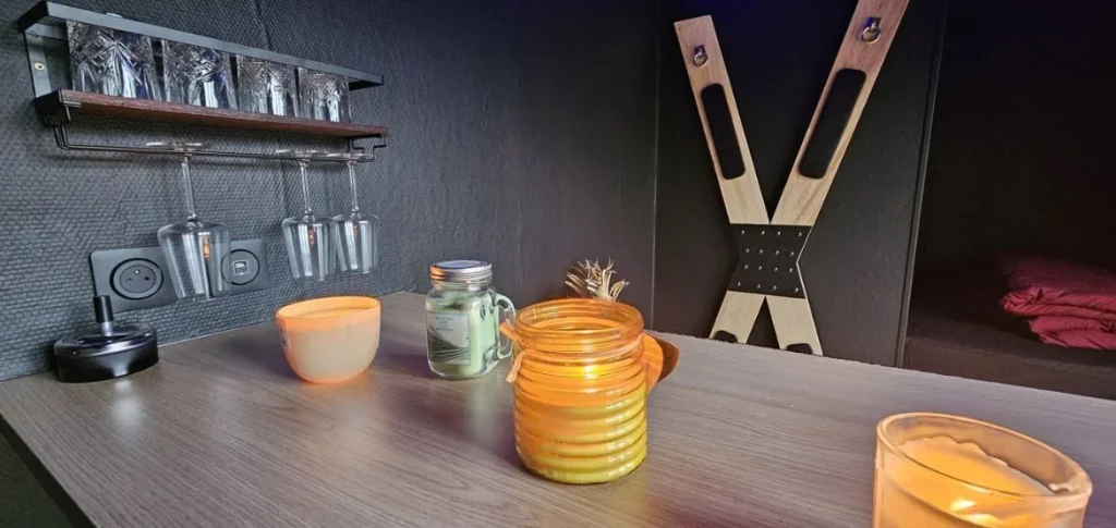 Love room Tinyhouse au bord de l'eau IDF